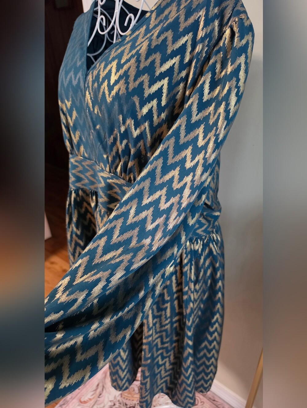 A Classy Chic Boutique Green and Gold Zigzag V-Neck Long Sleeve Dress - Picture 2 of 5